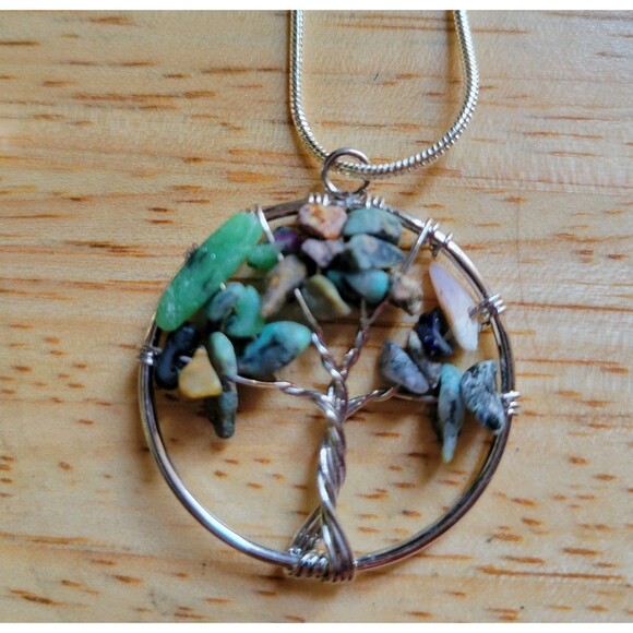 Unbranded Jewelry - Green Aventurine Tree of Life Stone Pendant with 20" Silver Necklace